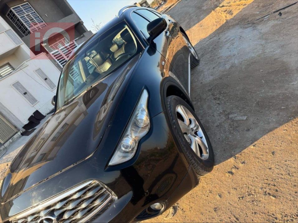 Infiniti FX